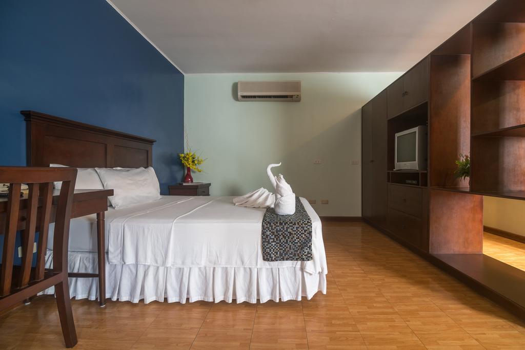 Oftana Suites Mandaue City Exterior foto